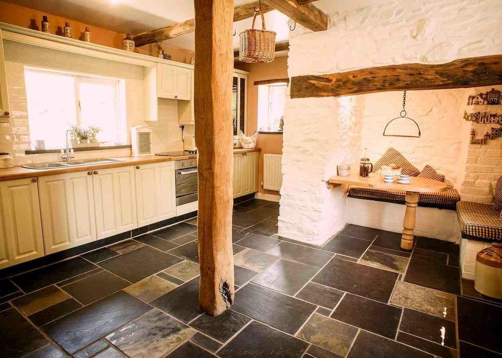 Charming Welsh Cottage Johnston Zewnętrze zdjęcie